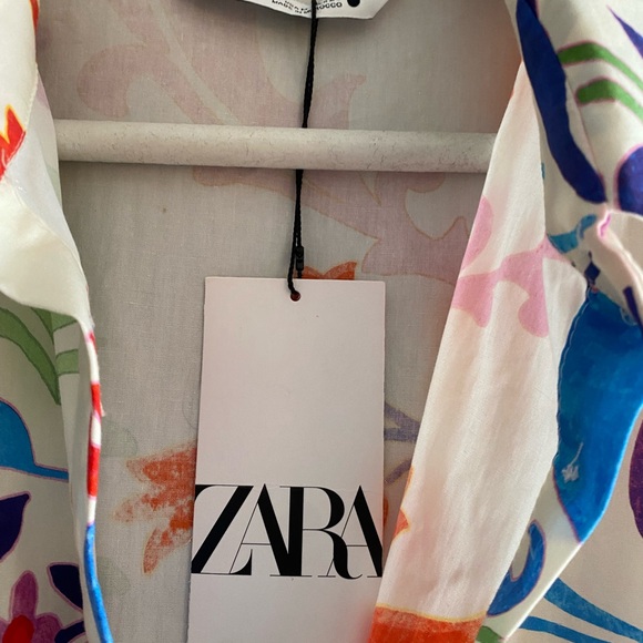 Zara Resort Wear Dress with Notched Collar and Cuffed Sleeves - Picture 3 of 6